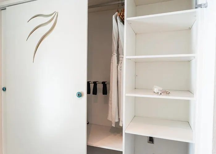 Be Playa Boutique & Rooftop Bar - Adults Only Hotel 4*