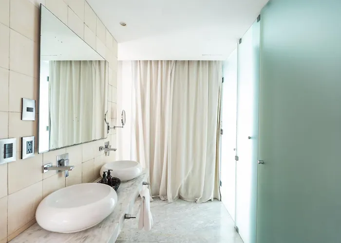 Be Playa Boutique & Rooftop Bar - Adults Only Hotel