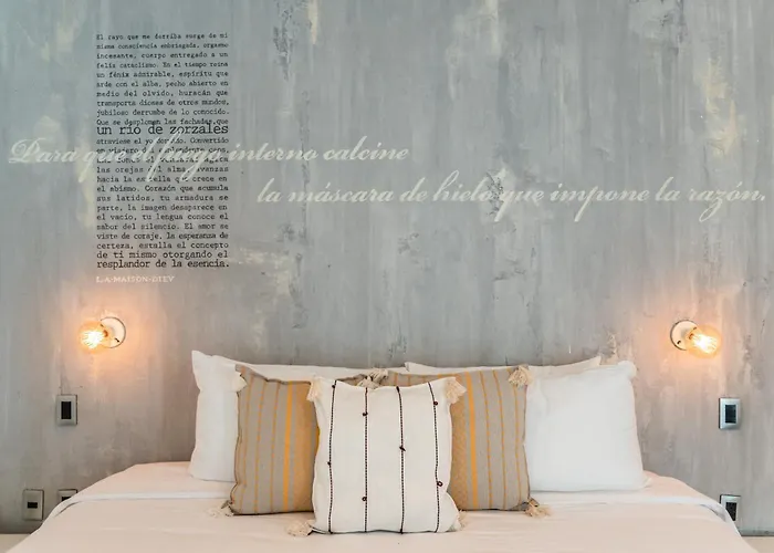 Be Playa Boutique & Rooftop Bar - Adults Only Hotel