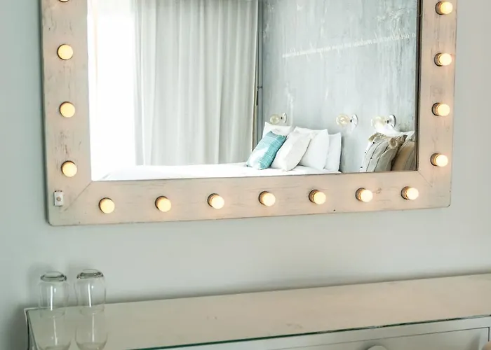 Be Playa Boutique & Rooftop Bar - Adults Only Hotel